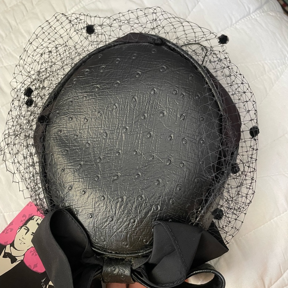 Vintage hat Whittall & Shon